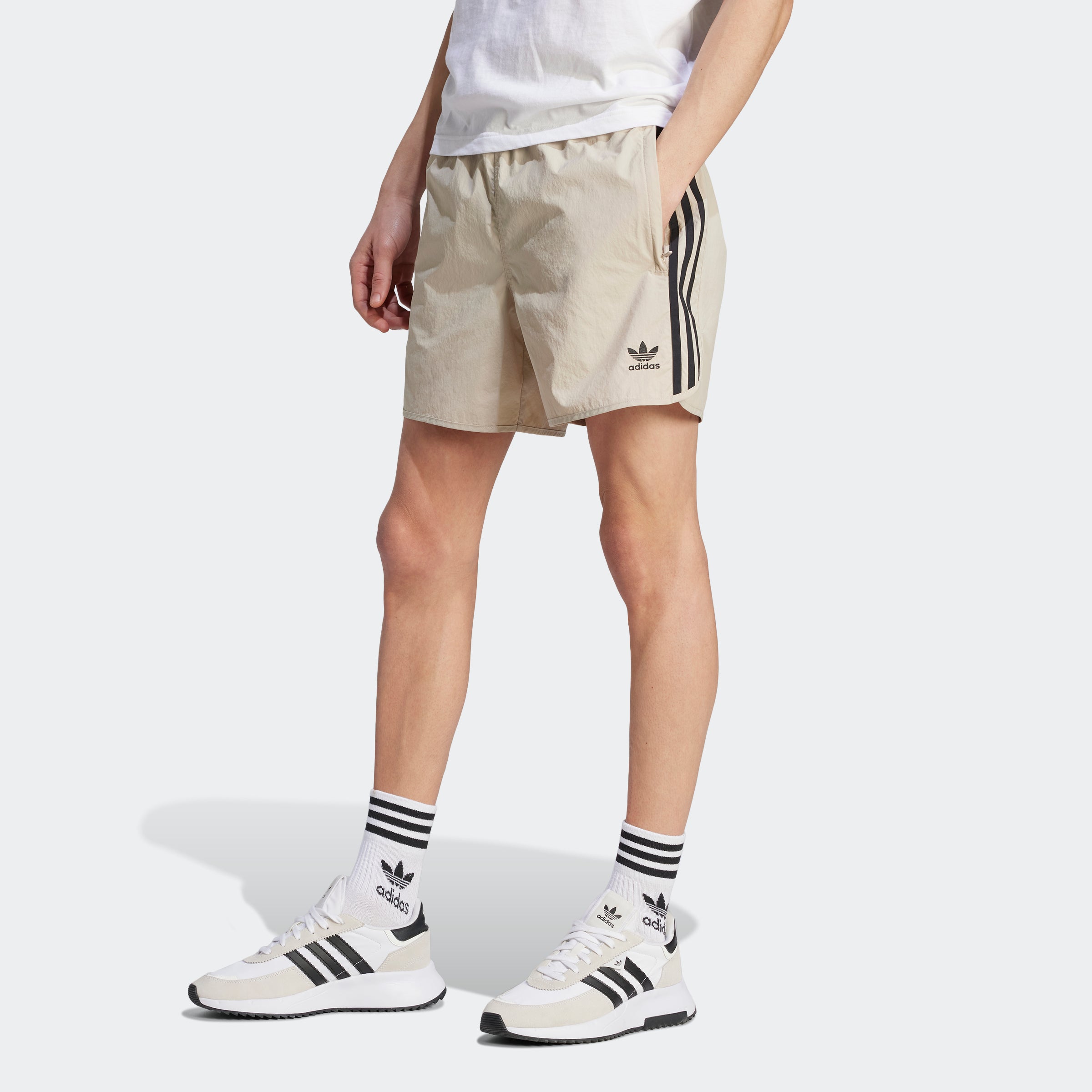 STAB Berlin: Adidas Classics Sprinter Shorts - Beige