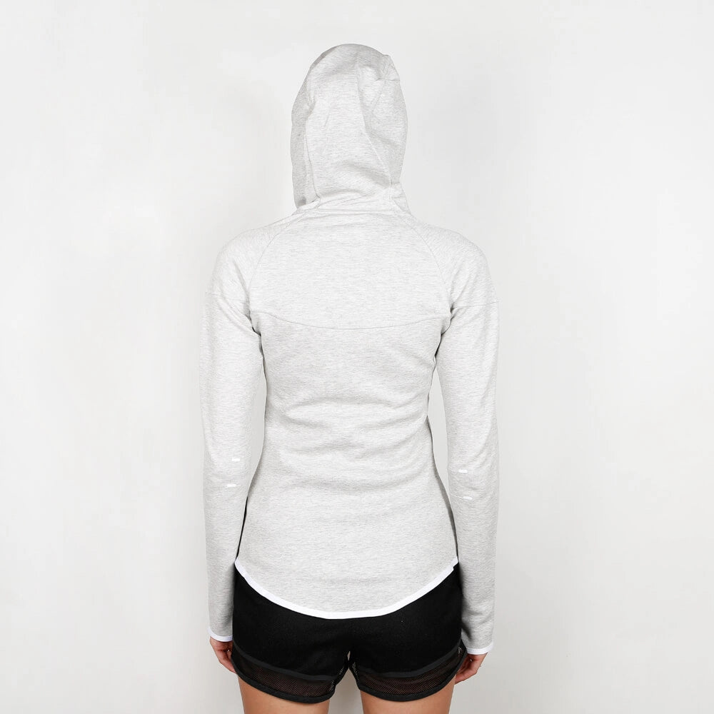 “Nike Sportswear Tech Fleece Hoodie in Grau. Leichter, warmer Kapuzenpullover aus Tech-Fleece-Material mit durchgehendem Reißverschluss.“