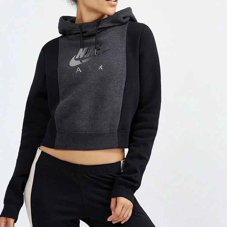 "Nike WMNS Air Hoodie in Schwarz. Weiche Fleece-Mischung, lockere Passform, großes Nike Air Logo auf der Brust."
