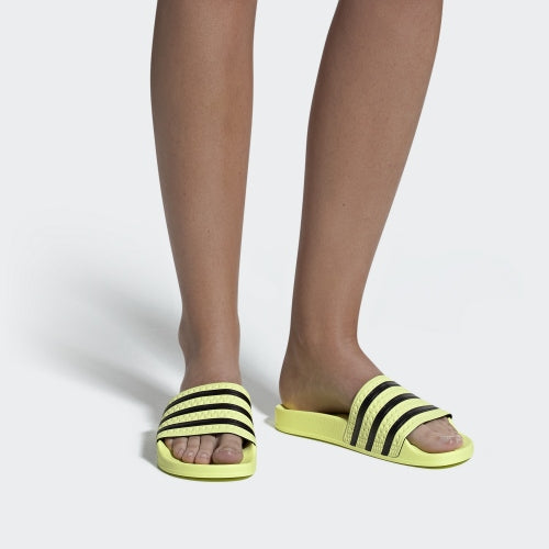 adidas adilette gelb  sneaker kaufen  schuhe kaufen  stab retro sneaker  air force one damen  retro sneaker damen  snkraddicted  streetwear marken  schuhe 80er jahre  sneakerjagers  adidas limited edition  80er schuhe  retro sneaker  seltene sneaker  adidas sonderedition  alpha industries  bomberjacke  stab  adidas schuhe  stan lee  adiletten damen  umhaengetsche herren  adiletten herren  adidas sneaker damen  carhartt jacke  stabmixer test  stabkerzen  stabile seitenlage  stabmixer  gazelle  samba spezial