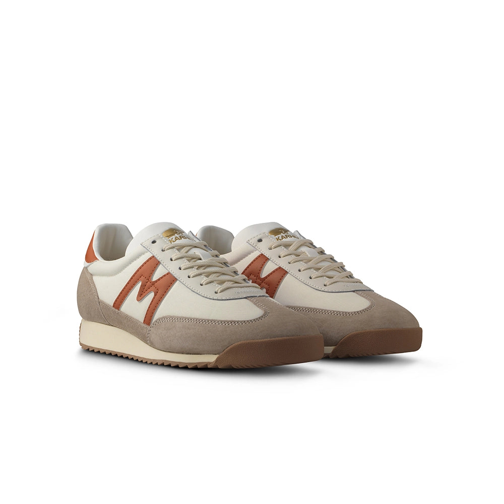 Karhu Mestari 76 Sneaker – Silver Lining / Rooibos (F805103)