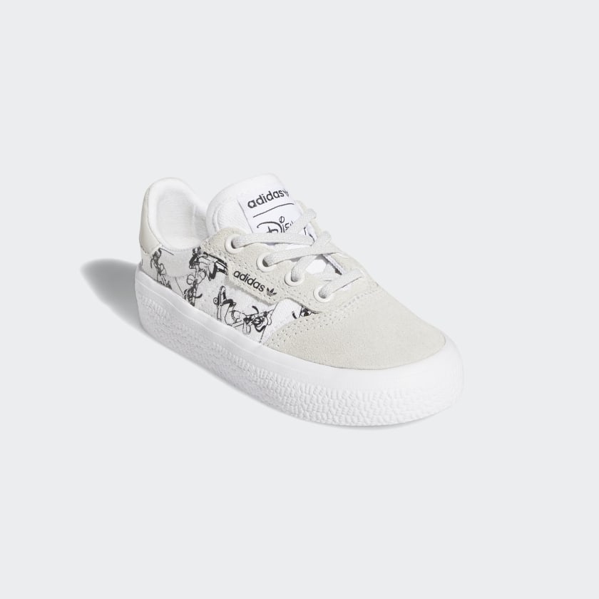 Adidas Kinderschuhe 3MC X Disney Sport Goofy White stab retro sneaker air force one damen retro sneaker damen snkraddicted streetwear marken schuhe 80er jahre sneakerjagers adidas limited edition 80er schuhe retro sneaker seltene sneaker adidas sonderedition