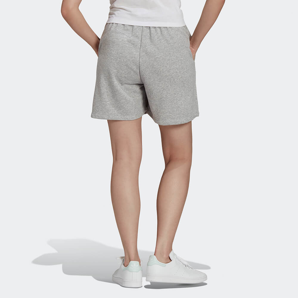 adidas essential finch Terry shorts  hose kaufen adidas jogginghose  adidas jogginghose herren  adidas jogginghose damen  adidas sporthose damen  adidas hose mit knöpfen  knopf hose adidas  adidas handball spezial  adidas retro sneaker  berlin streetwear store  streetwear marken  street wear  sneaker online shop  sneaker shop  sneaker store  sneaker store berlin  stab berlin  streetwear brands  stab berlin  adidas special  adidas superstar  samba adidas  adidas sneaker  adidas gazelle damen  adidas handball