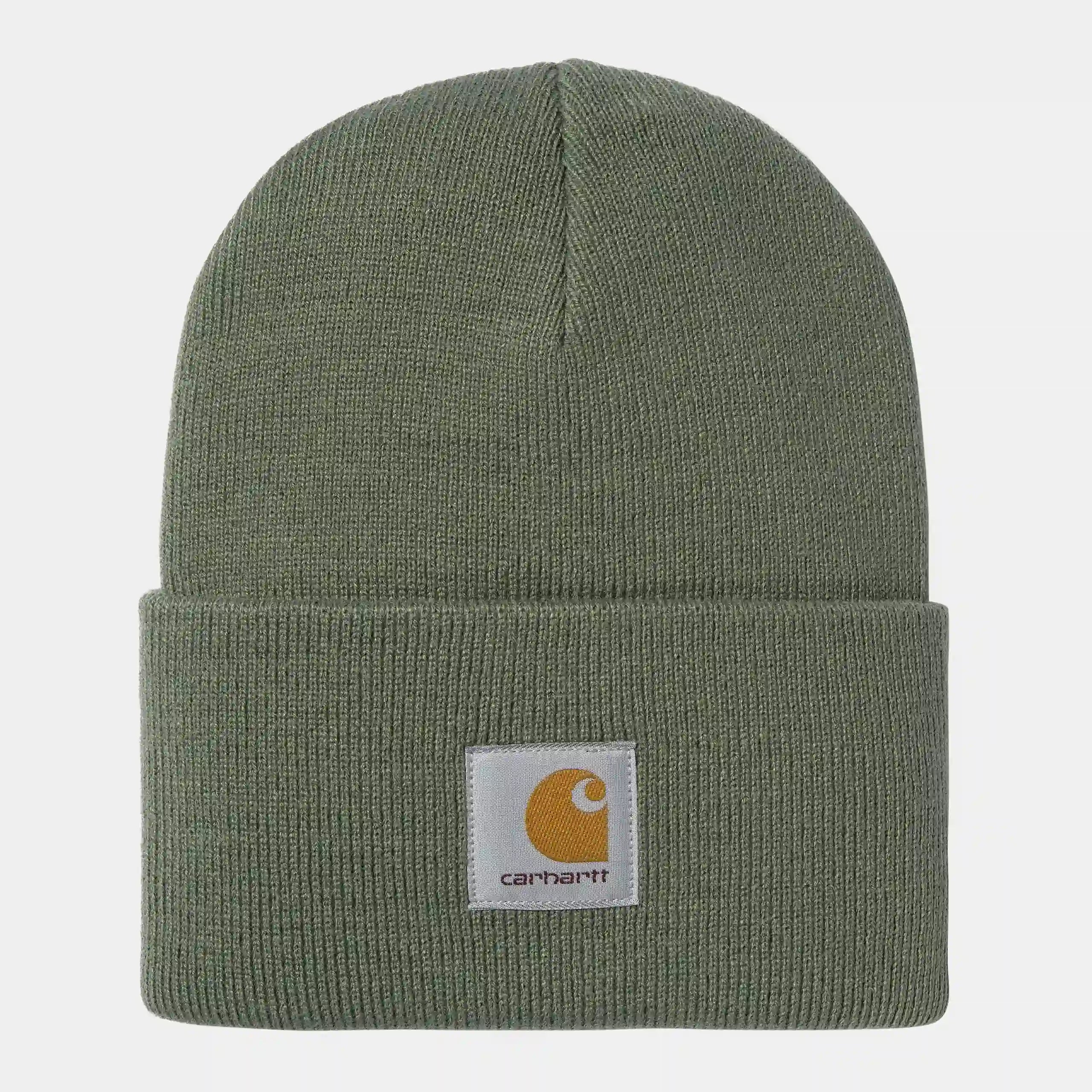 “Dunkelgrüne ("Dollar Green") Carhartt WIP Acrylic Watch Hat. Klassische, gerippte Strickmütze aus Acryl, mit flexiblem Umschlag und kleinem, gewebtem Carhartt Square Label.“