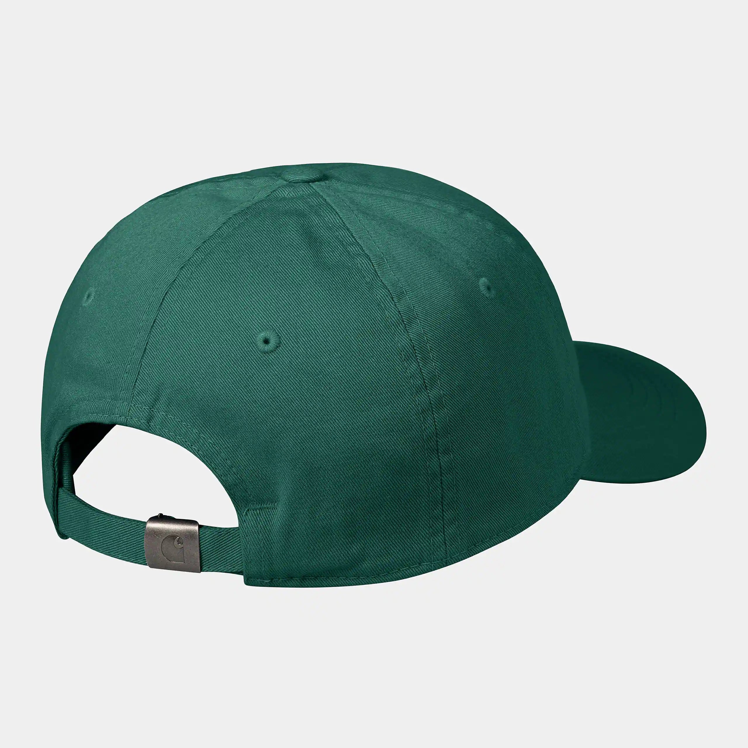 "Carhartt WIP Madison Logo Cap – Chervil / White. Helle Baseballkappe aus Bio-Baumwoll-Twill, mit gebogenem Schirm und weißer Carhartt WIP Logo-Stickerei vorne."