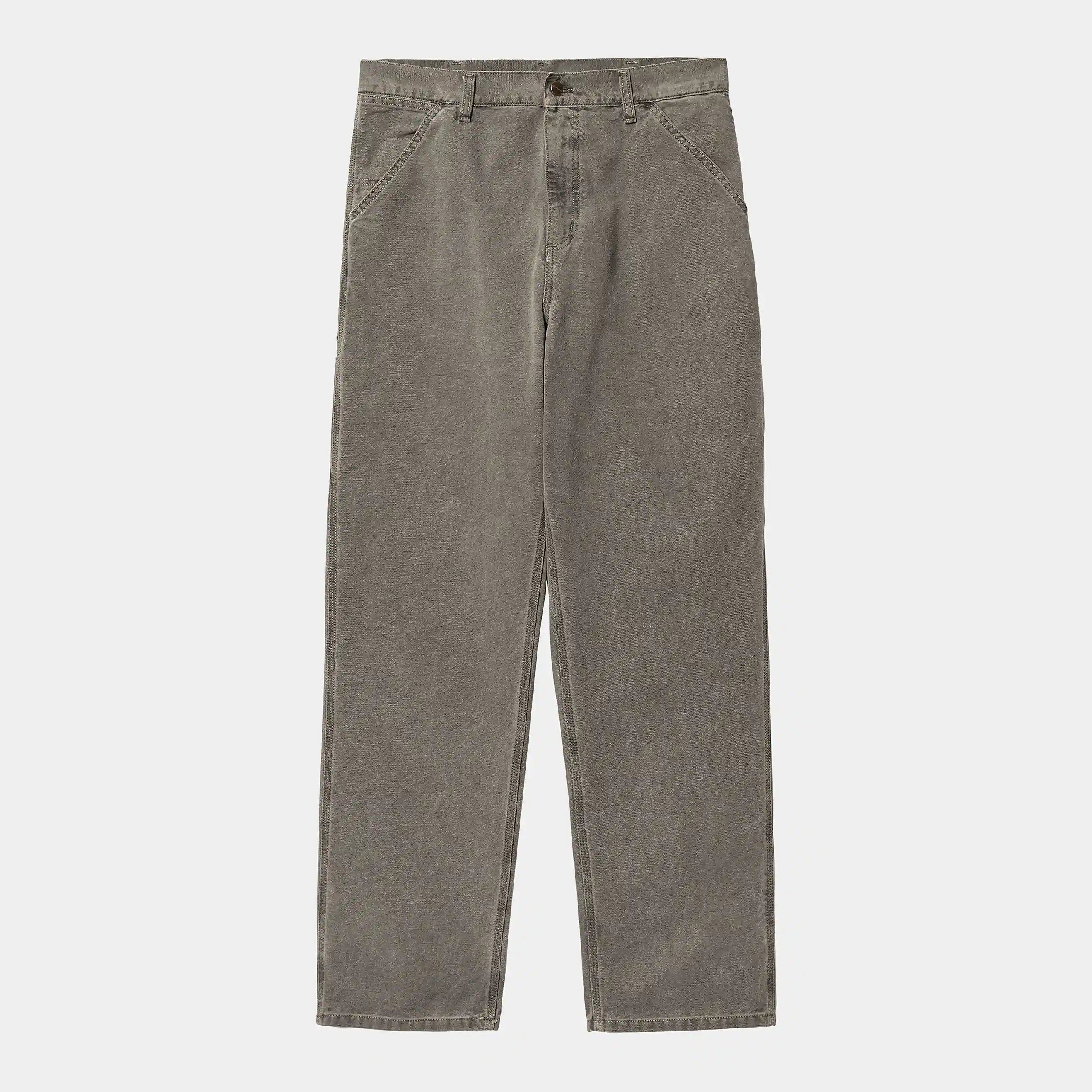Carhartt WIP Single Knee Pant – Black. Verwaschene schwarze Hose aus robustem Baumwoll-Canvas, mit geradem Schnitt, doppelten Knie-Details und Werkzeugtaschen.