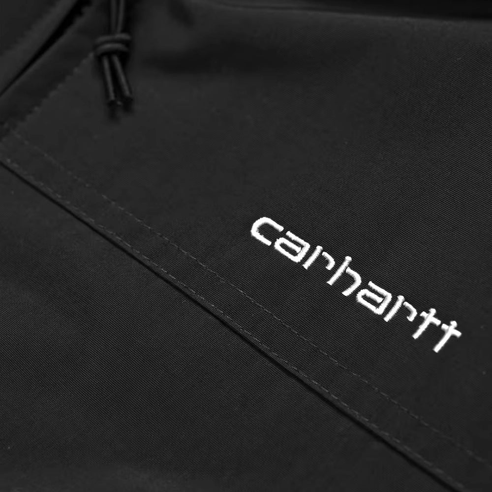 Carhartt WIP Hooded Sail Jacket Black Detailansicht Logo – STICKABUSH Streetwear Store Berlin-Kreuzberg