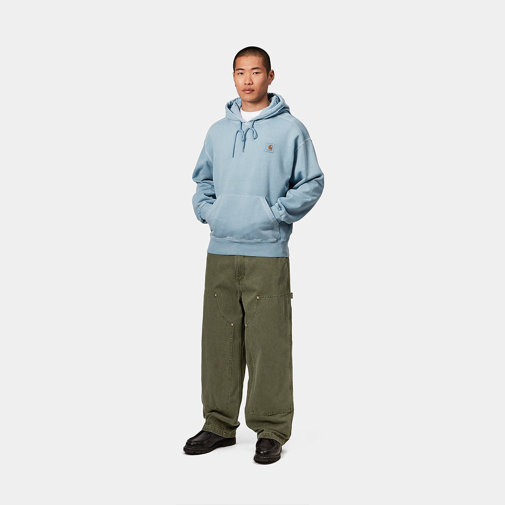 "Carhartt Hooded Nelson Sweat in Clay Blue, Baumwolle, Kapuze, 'garment dyed' für einzigartige, gedeckte blaue Farbe."