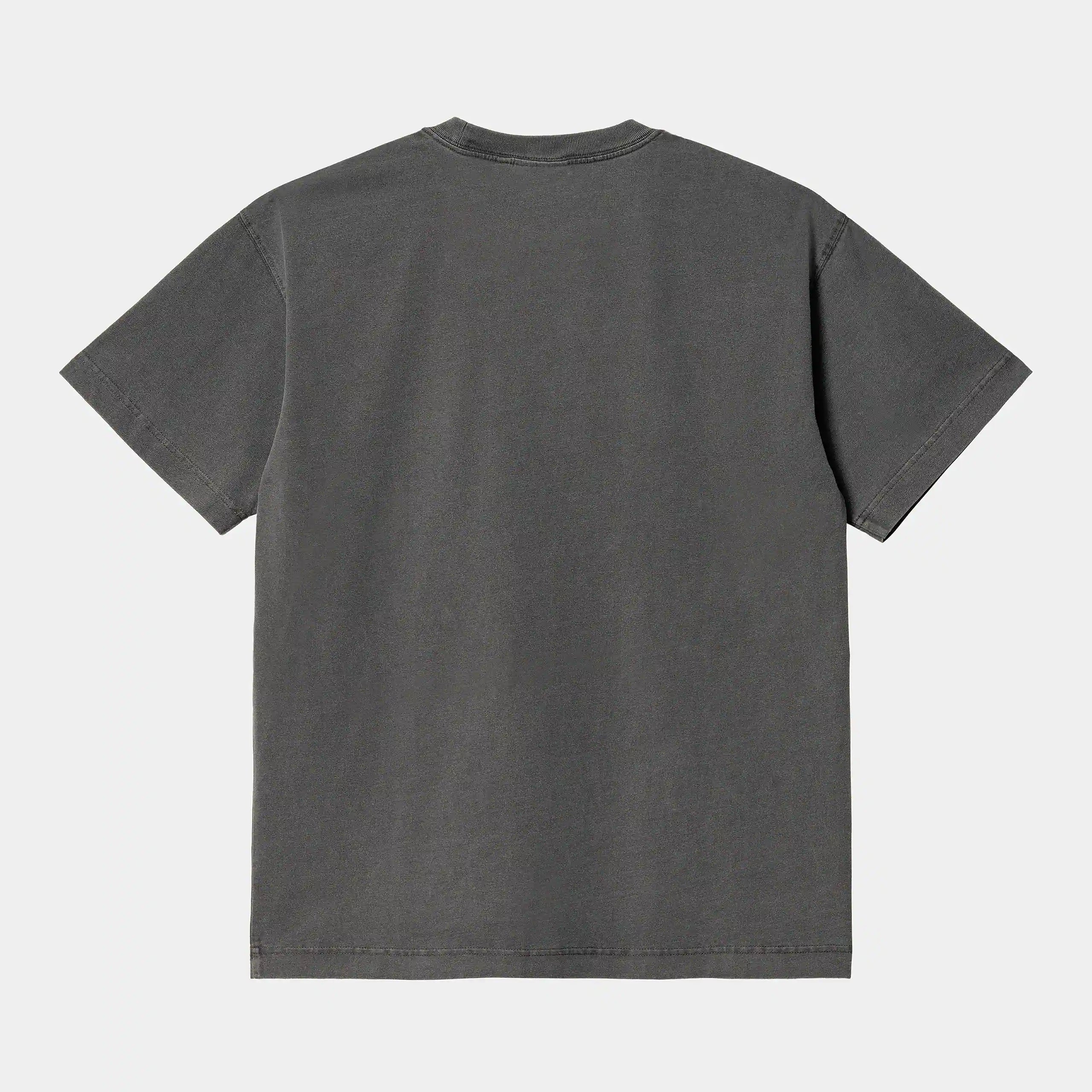 “Helles, leicht verwaschenes Schwarz („Vulcan“) Carhartt WIP S/S Vista T-Shirt. Kurzärmliges Herren-T-Shirt aus schwerem Baumwolljersey. Kastenförmige, lockere Passform mit geripptem Rundhalsausschnitt und kleinem, farblich passendem Carhartt "C"-Logo auf der Brust. Lässiger Style mit angenehmer Textur.“