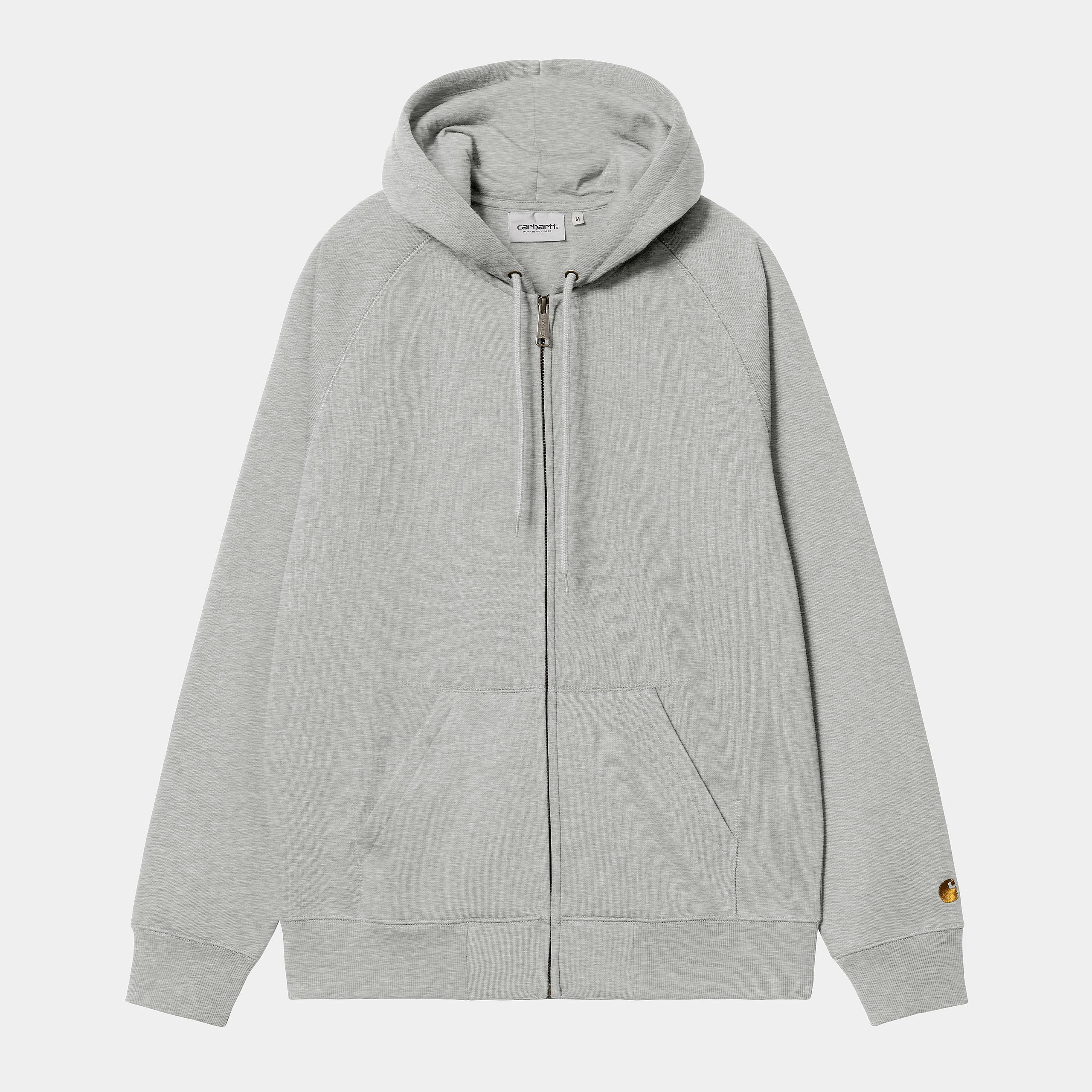 “Carhartt WIP Hooded Chase Jacket in Grey Heather, aus Baumwollmix, mit Reißverschluss, Kapuze und goldener Logo-Stickerei am Ärmel.“