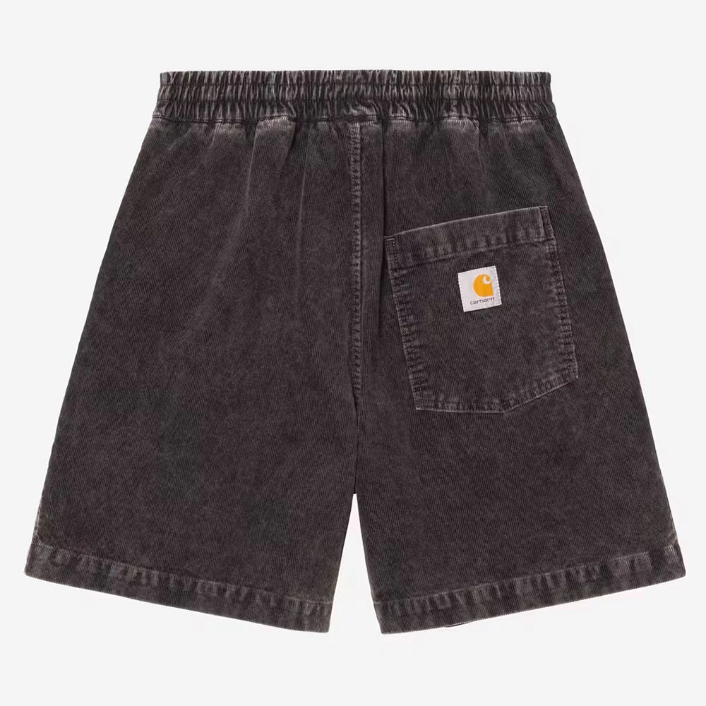 “Carhartt WIP Reynold Short für Herren aus dunkelbraunem Corduroy (Shale), lockere Passform, Rückansicht mit Square-Label bei Stickabush.“