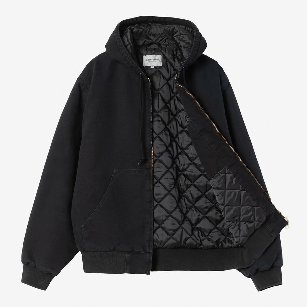 "Carhartt WIP OG Active Jacket in Schwarz, aus robustem Duck Canvas, mit Kapuze, Reißverschluss und Fronttaschen.“