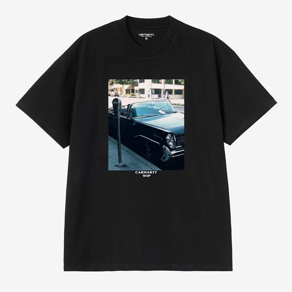 “Carhartt WIP S/S Warm Views T-Shirt in Schwarz, Vorderansicht Grafik-Print und aus Baumwolle bei Stickabush.“