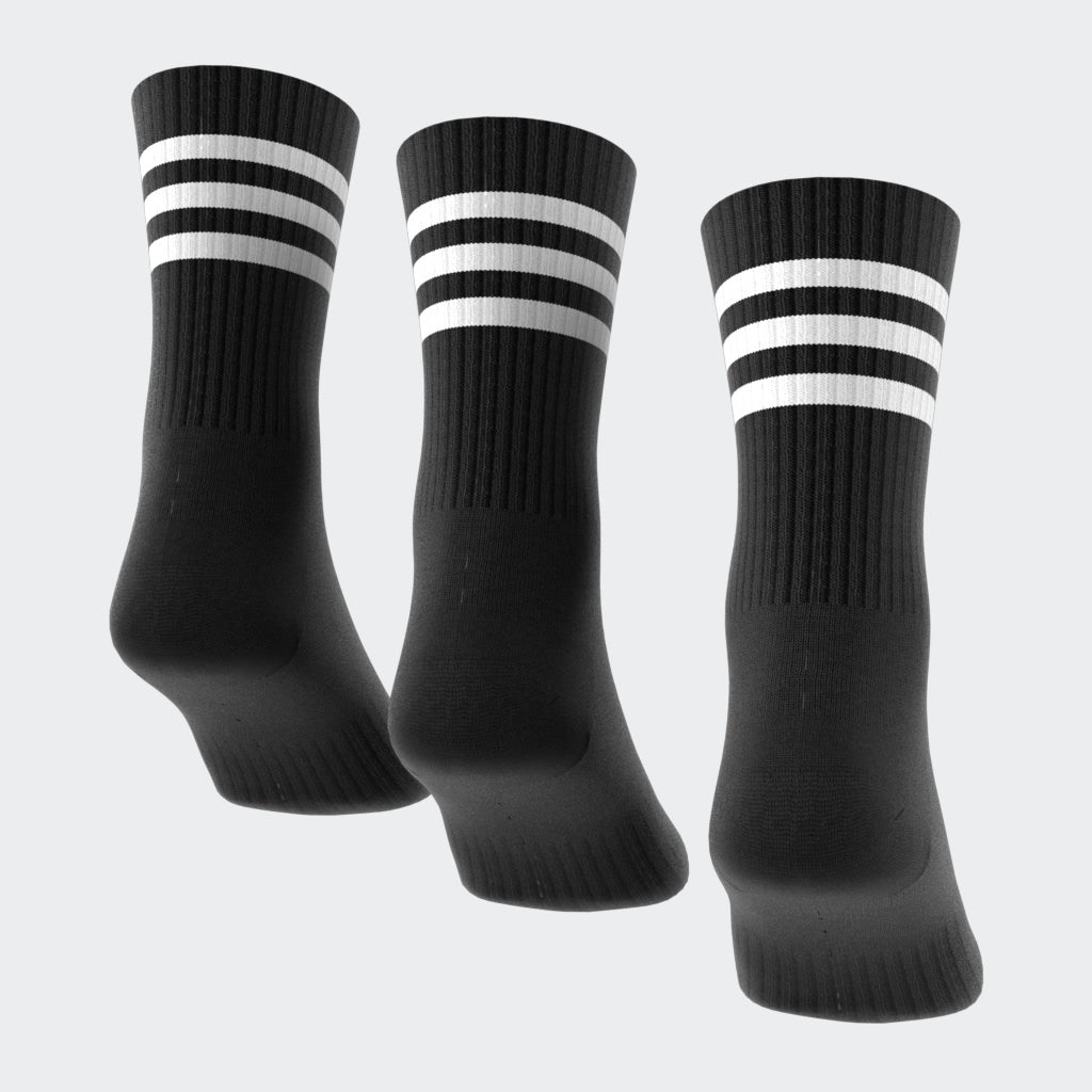 “Adidas 3-Stripes Cushioned Crew Socks 3er Pack in Black. Bequeme und stylische Tennissocken die perfekt zu Retro Sneaker passen.“