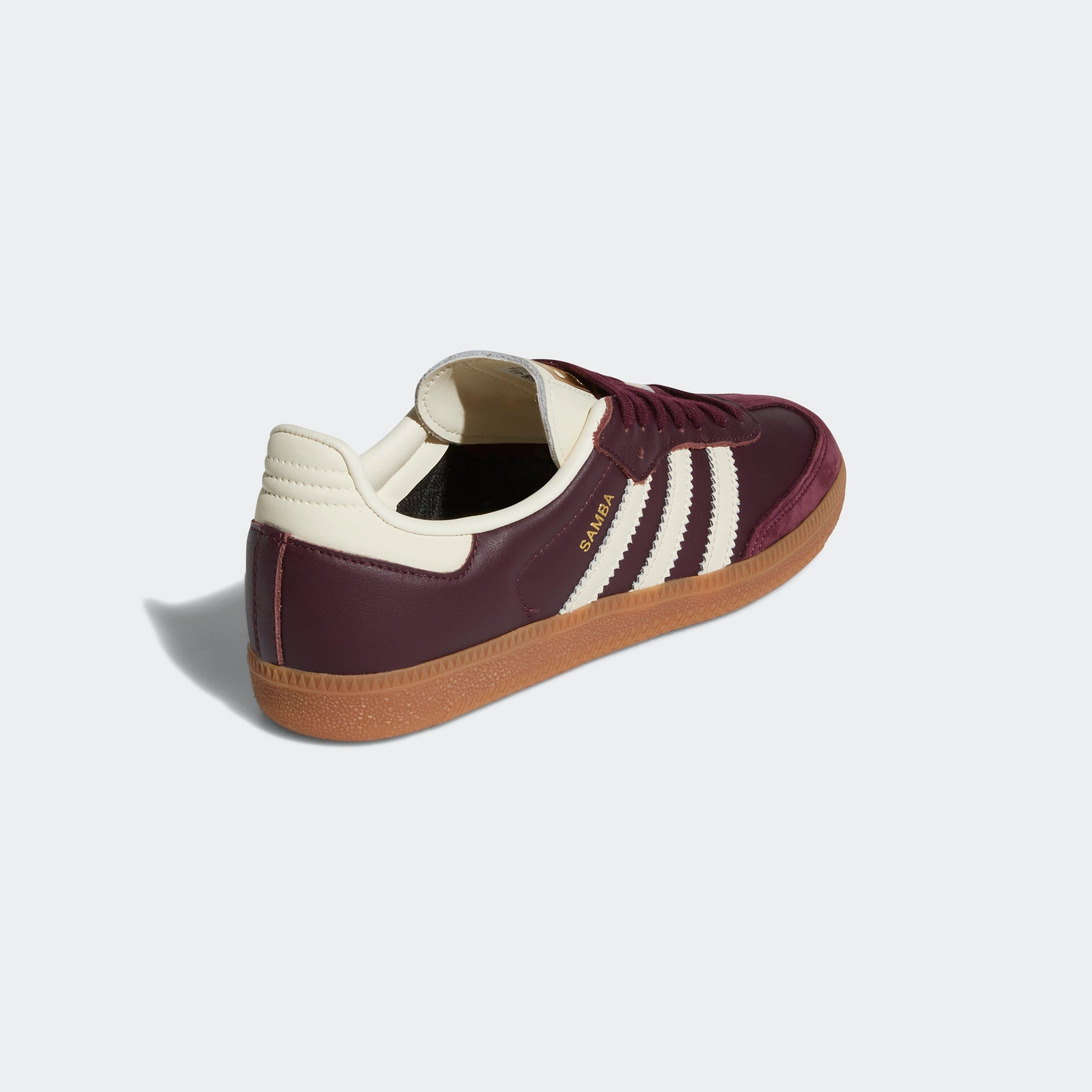 "Adidas Samba OG - Maaron ID0477: Retro Sneaker mit Premium-Leder, Wildleder-Details und zeitlosem Design."