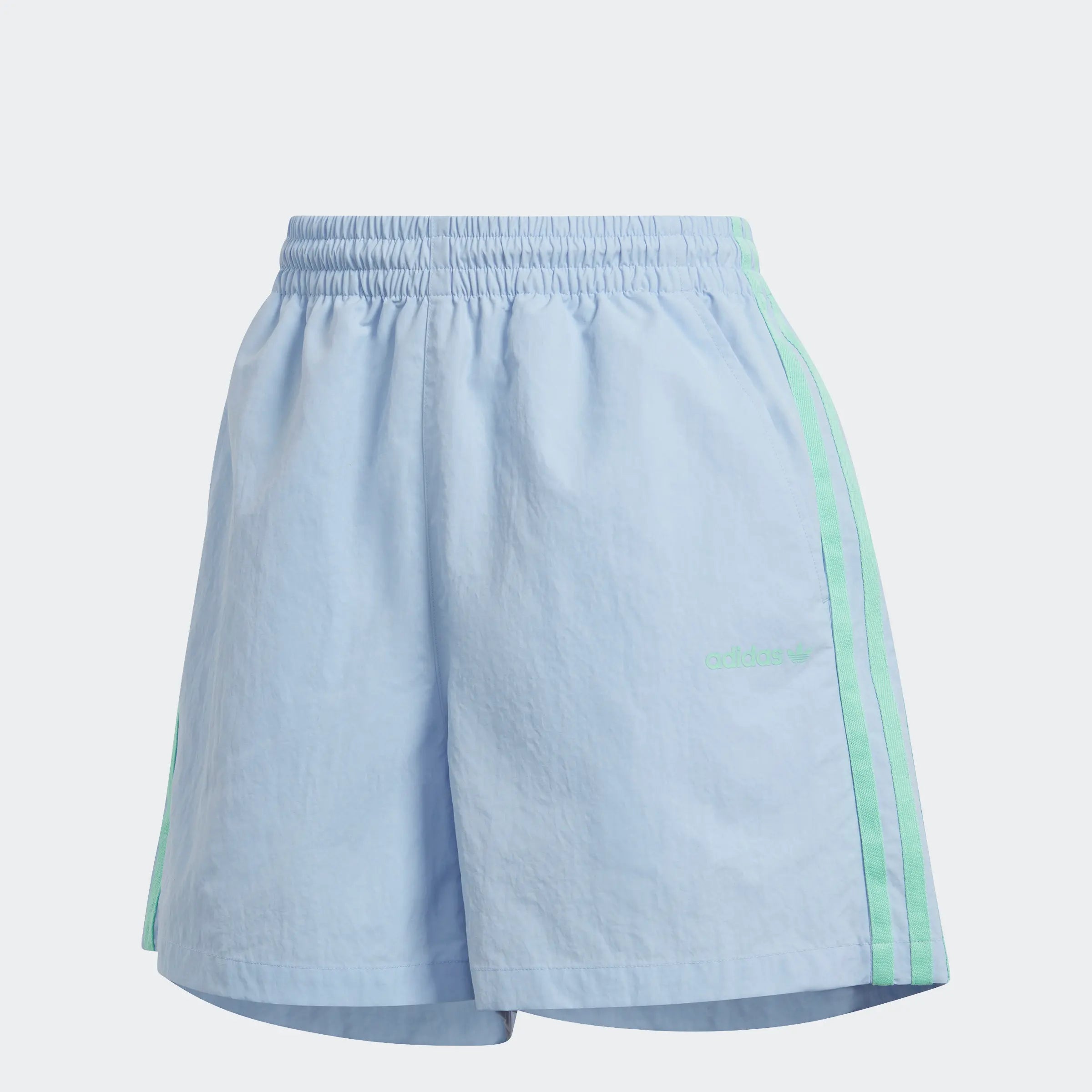 "Adidas Island Club Shorts W, Blue Dawn (hellblau), leichtes Material (vermutlich recyceltes Polyester), sportliche Damenshorts mit dezentem Muster oder Struktur."
