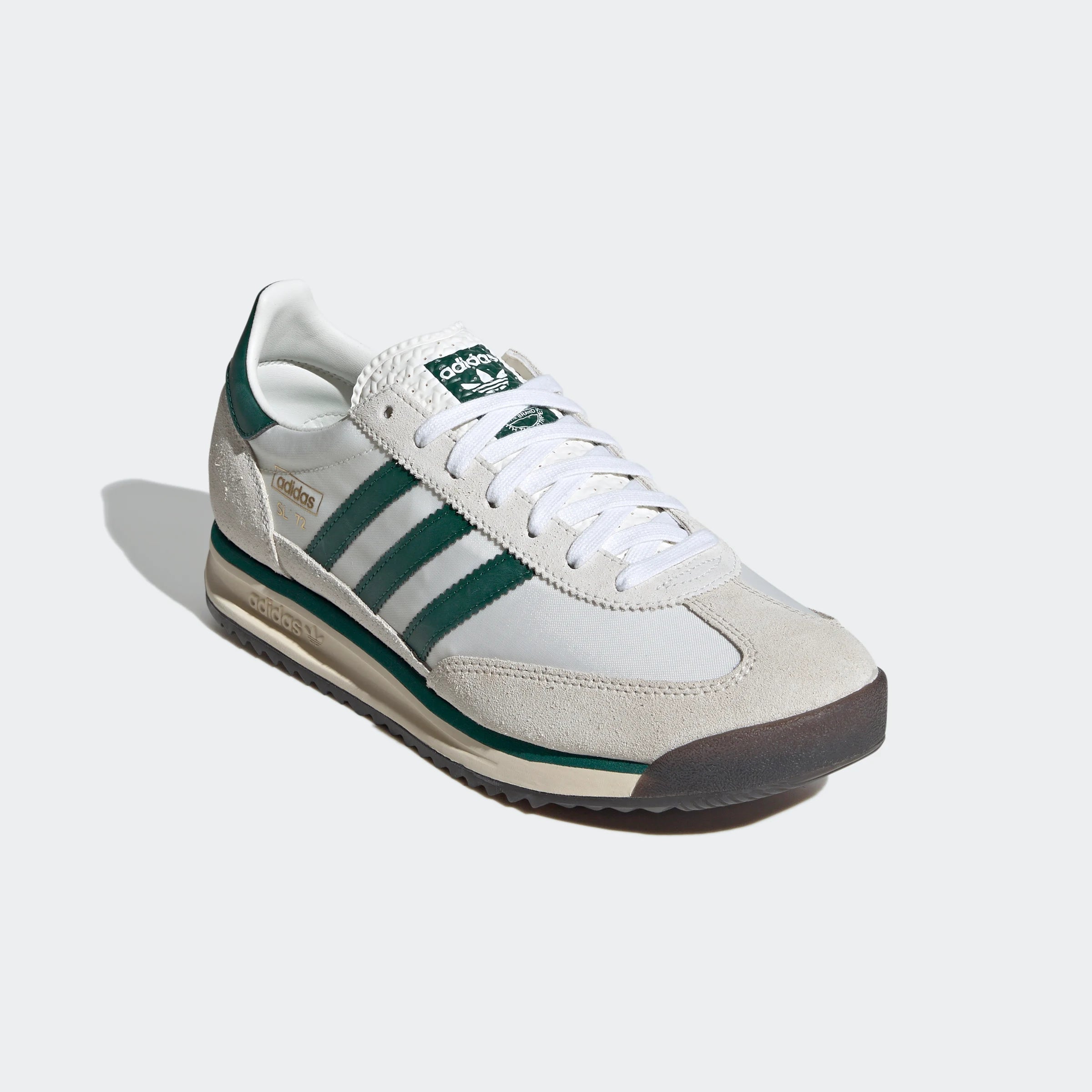 "Adidas SL 72 RS JH5646: Retro-Sneaker in Weiß-Grün mit leichtem Nylon, Wildleder-Details und klassischem 3-Streifen-Design."