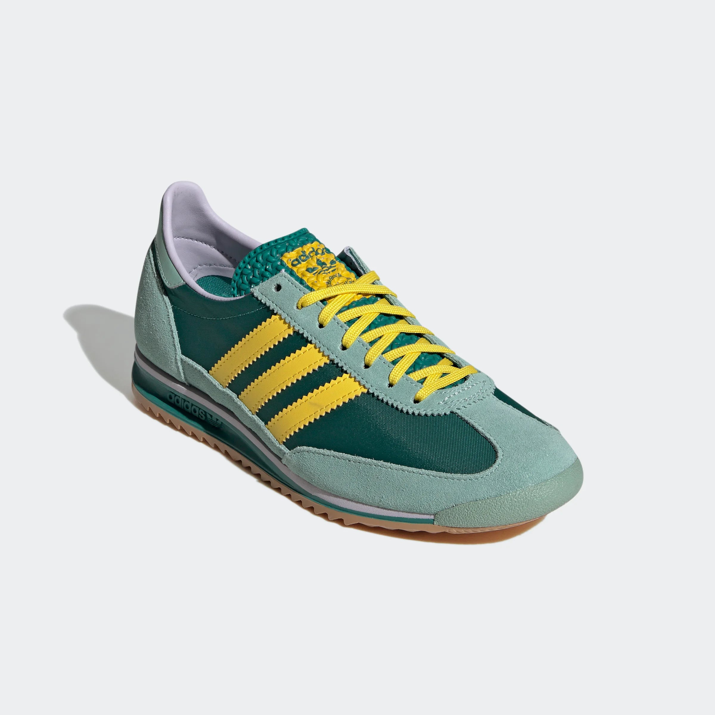 "Adidas SL 72 OG W - Green/Yellow JH7391: Retro Sneaker mit leichtem Nylon, Wildleder-Details und 3-Streifen-Design."