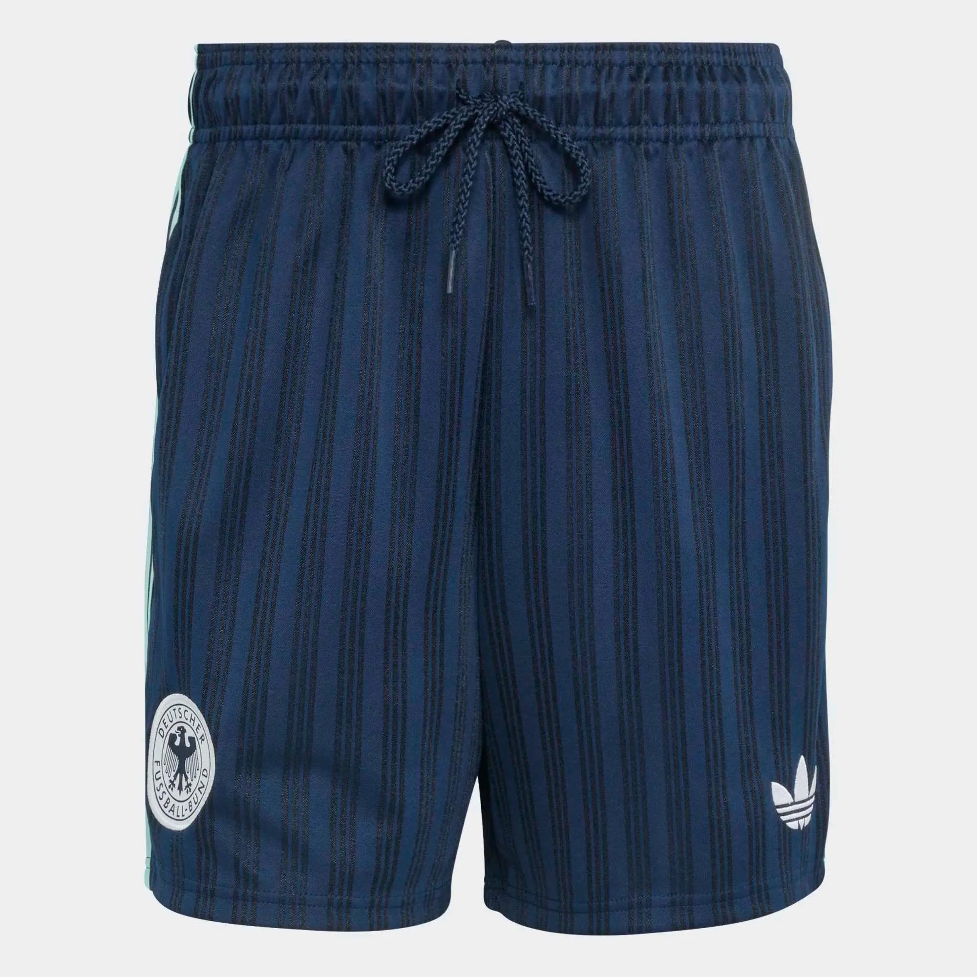 "adidas Originals DFB OG Shorts Blau – Retro Fußballhose Deutschland für die WM 2026 bei Stickabush.“