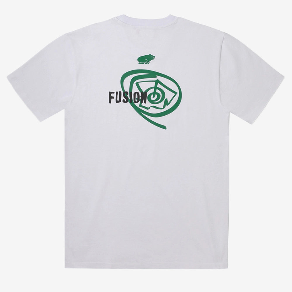 Karhu Fusion T-Shirt in White und Ultramarine Green mit Bio-Baumwolle Streetwear jetzt bei Stickabush Berlin.