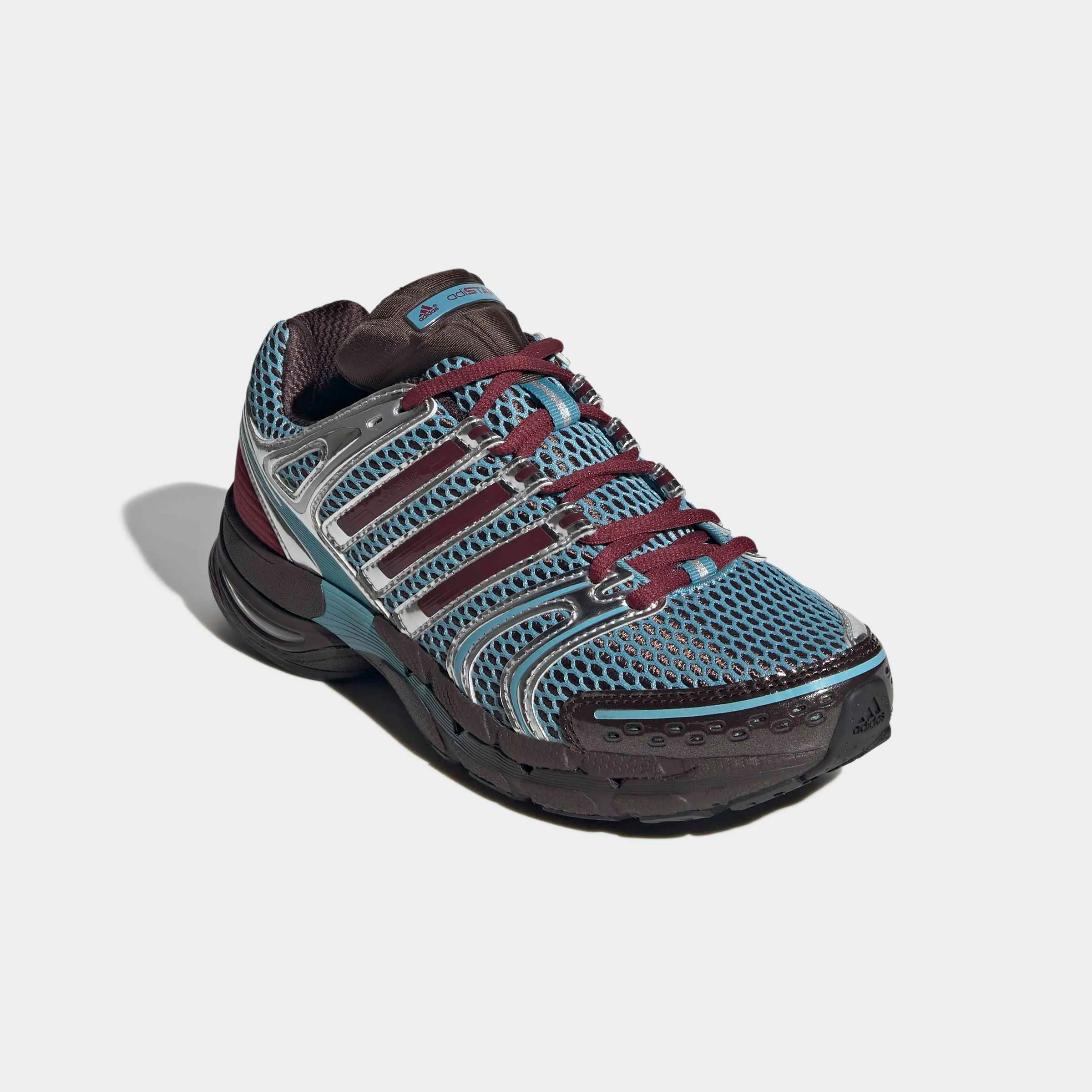 adidas Originals Adistar Control 5 Sneaker in Preloved Blue, Dark Brown und Grey Five jetzt bei Stickabush Berlin.