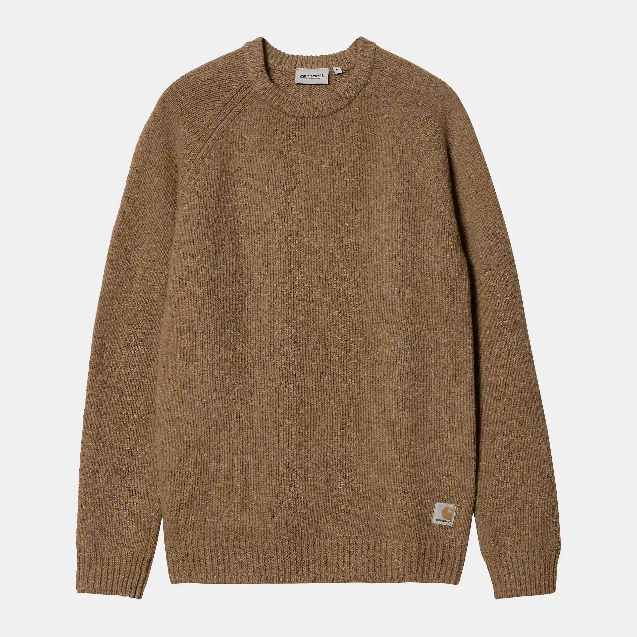 “Tiefgrüner Carhartt WIP Anglistic Sweater ("Speckled Jasper") mit subtilen, eingewebten Farbsprenkeln. Klassischer Strickpullover aus einer weichen Mischung aus Lammwolle, Baumwolle und Acryl. Raglanärmel für bequeme Passform, gerippte Bündchen und Saum, kleines gewebtes Logo-Etikett am unteren Bund.“