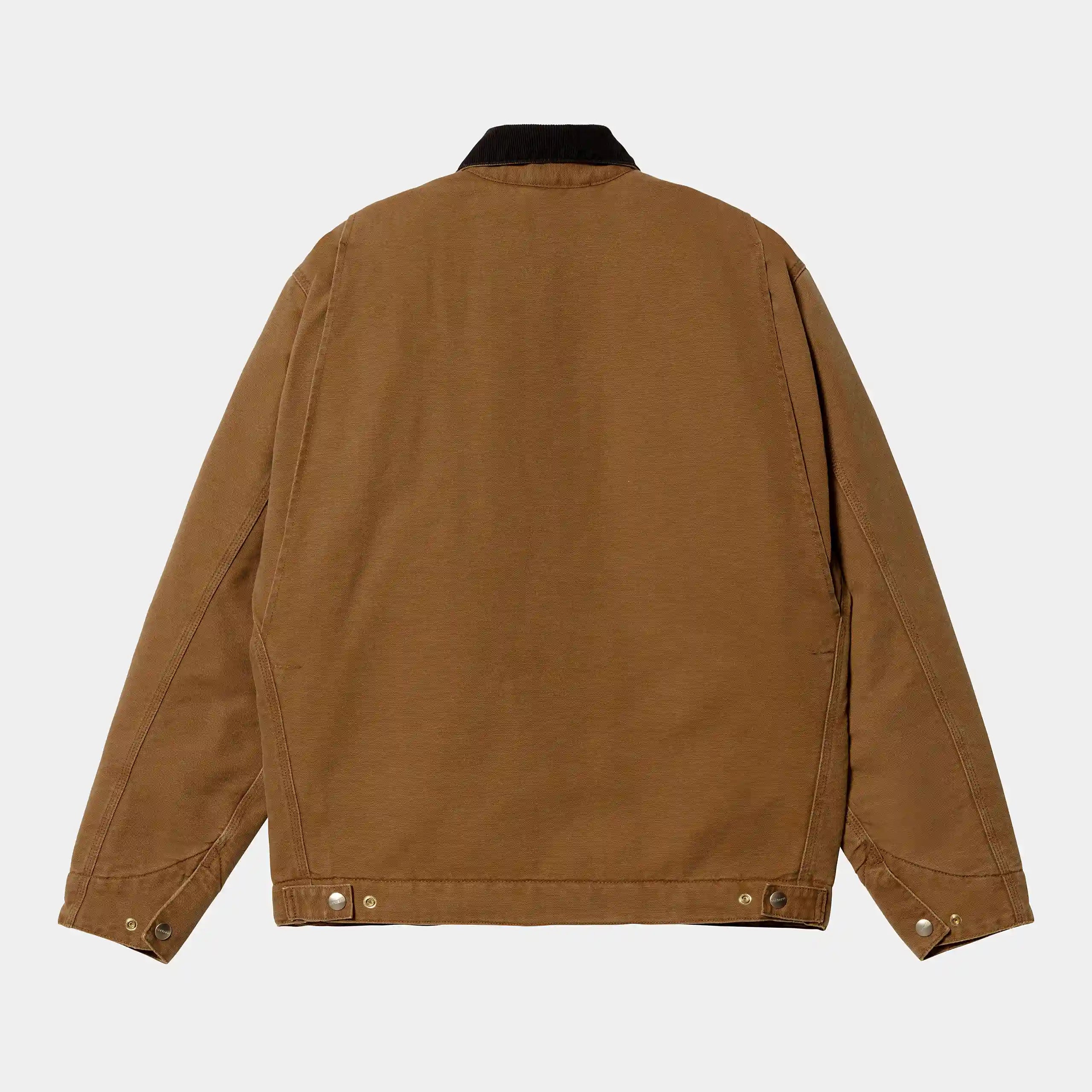"Carhartt OG Detroit Jacket, Braun/Schwarz (Rinsed), robustes Canvas, klassische Arbeitsjacke mit schwarzen Kragen, Reißverschluss und Logo."