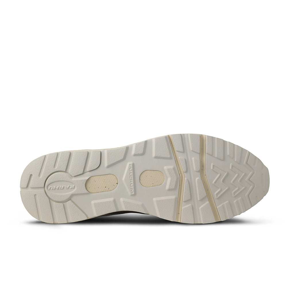 Karhu Fusion 2.0 Sneaker in Sea Foam und Pineneedle, Style-Code F804205 bei STICKABUSH Berlin.