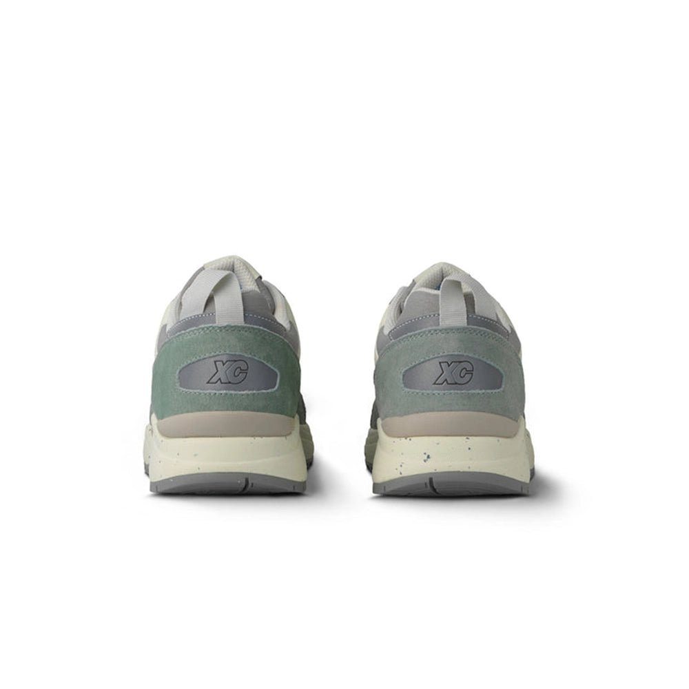 Karhu Fusion XC trail sneaker in Wrought Iron und Dawn Blue Rueckansicht style-ID F830026 bei STICKABUSH Berlin