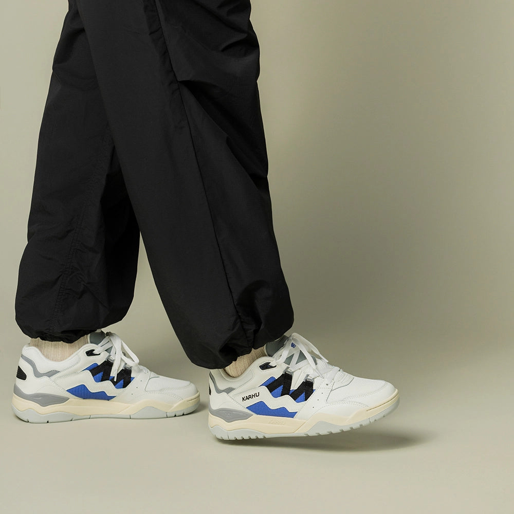 Karhu Fusion XT Sneaker Bright White Dazzling Blue F850024 bei STICKABUSH Berlin