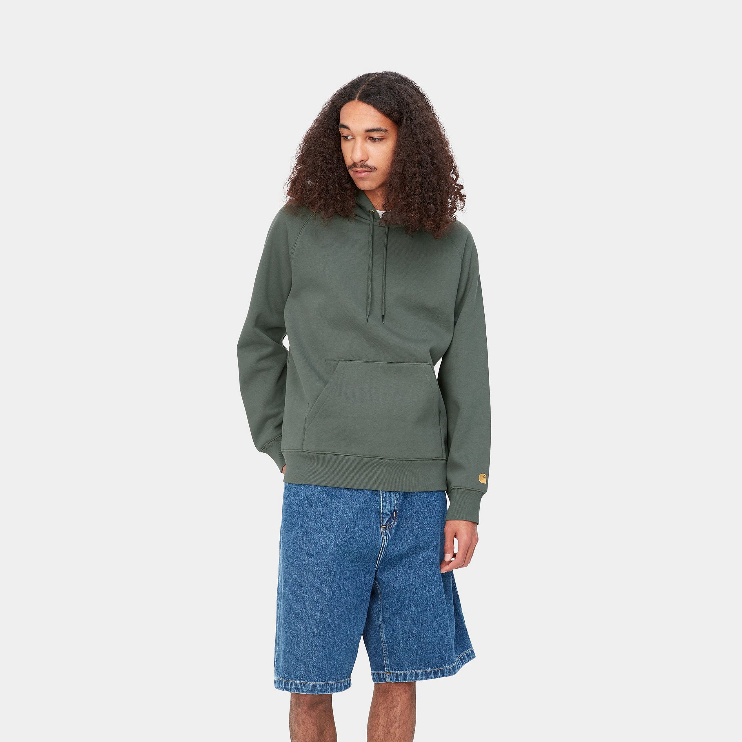 carhartt hoodie hooded chase sweat dunkelgruen  stab jura  hoodie kaufen  pullover kaufen  streetwear shop  carhartt wip