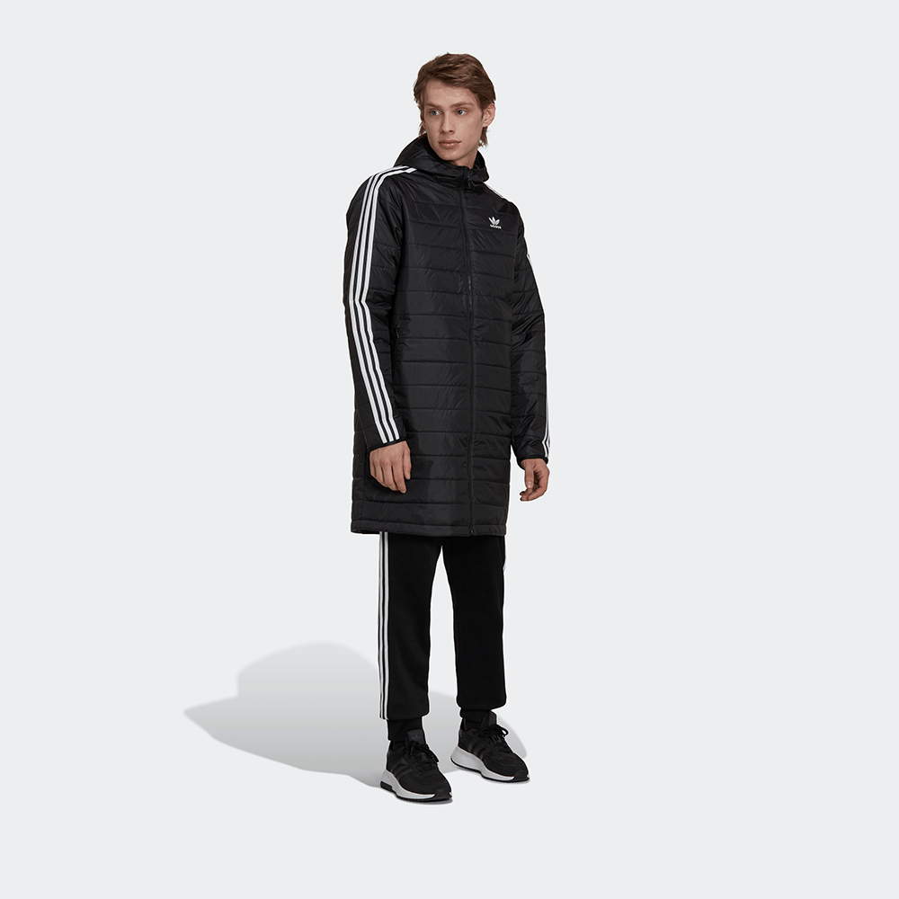 "Adidas Padded Coat, Schwarz, gestepptes Material (vermutlich Polyester), lange, gefütterte Winterjacke mit Kapuze und Reißverschluss."