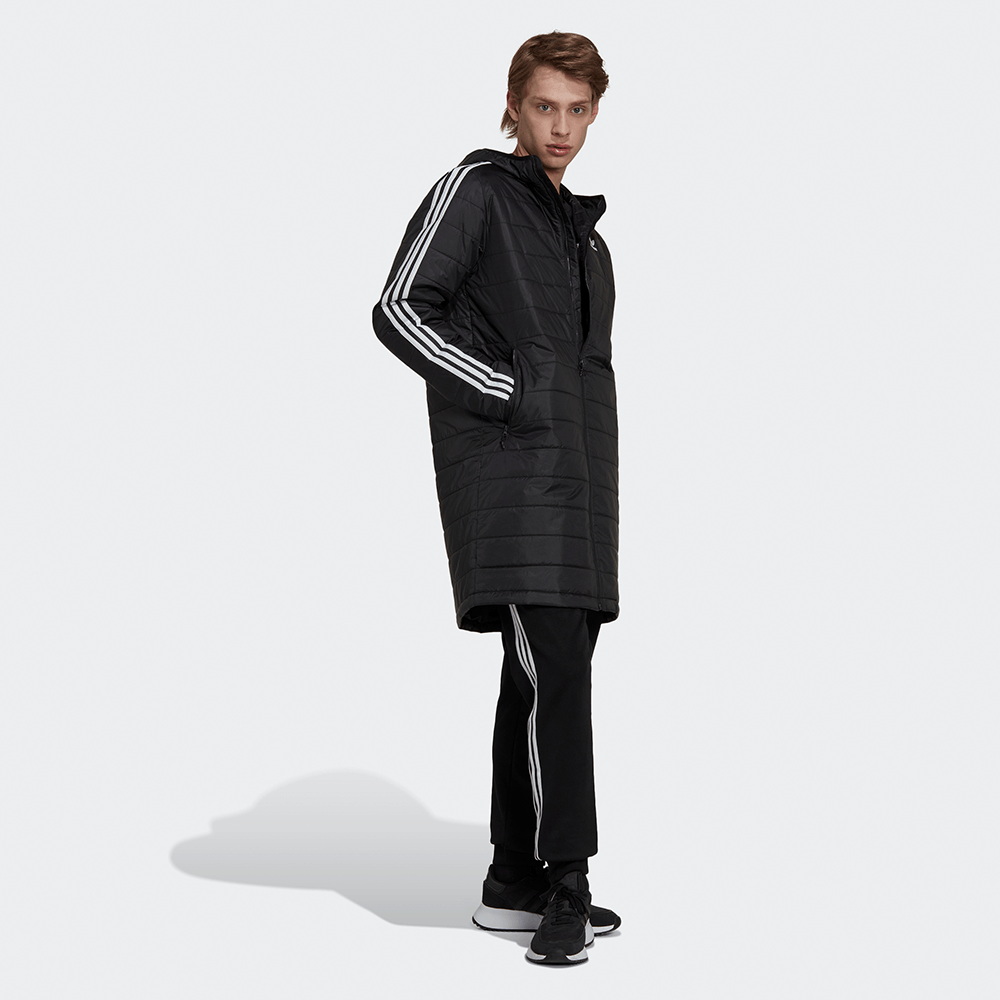 "Adidas Padded Coat, Schwarz, gestepptes Material (vermutlich Polyester), lange, gefütterte Winterjacke mit Kapuze und Reißverschluss."