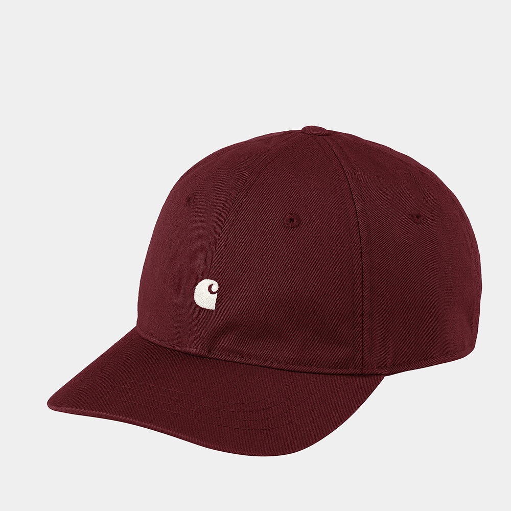 "Carhartt WIP Madison Logo Cap, Black/Wax (Weinrot/Weiß), Baumwoll-Twill, Baseballkappe mit weißen Logo vorne und verstellbarem Riemen."