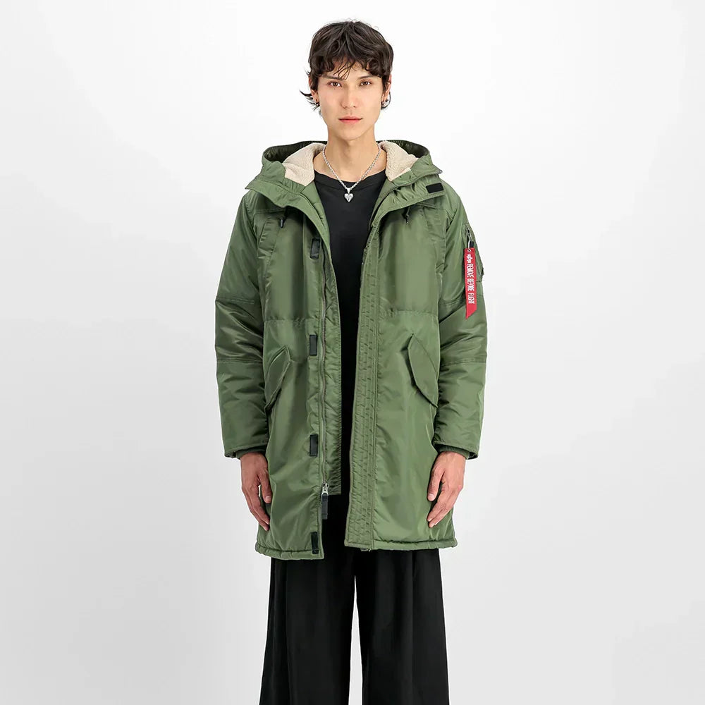 Die neuen Alpha Industries Jacken für den Winter 25: Mehr als nur eine Bomberjacke