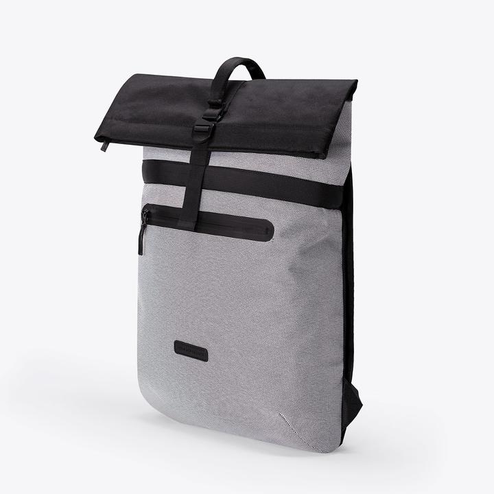 Minimalistischer Ucon Acrobatics Rucksack in der Neural Series Ausführung – wasserfest und vegan