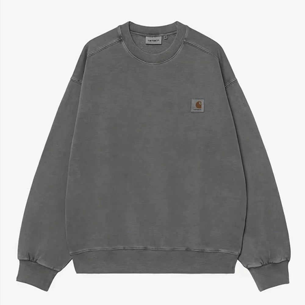 Auswahl an Carhartt WIP Crewneck Sweatshirts in verschiedenen Farben und Schnitten wie Balloon Fit und Regular Fit bei Stickabush Berlin.