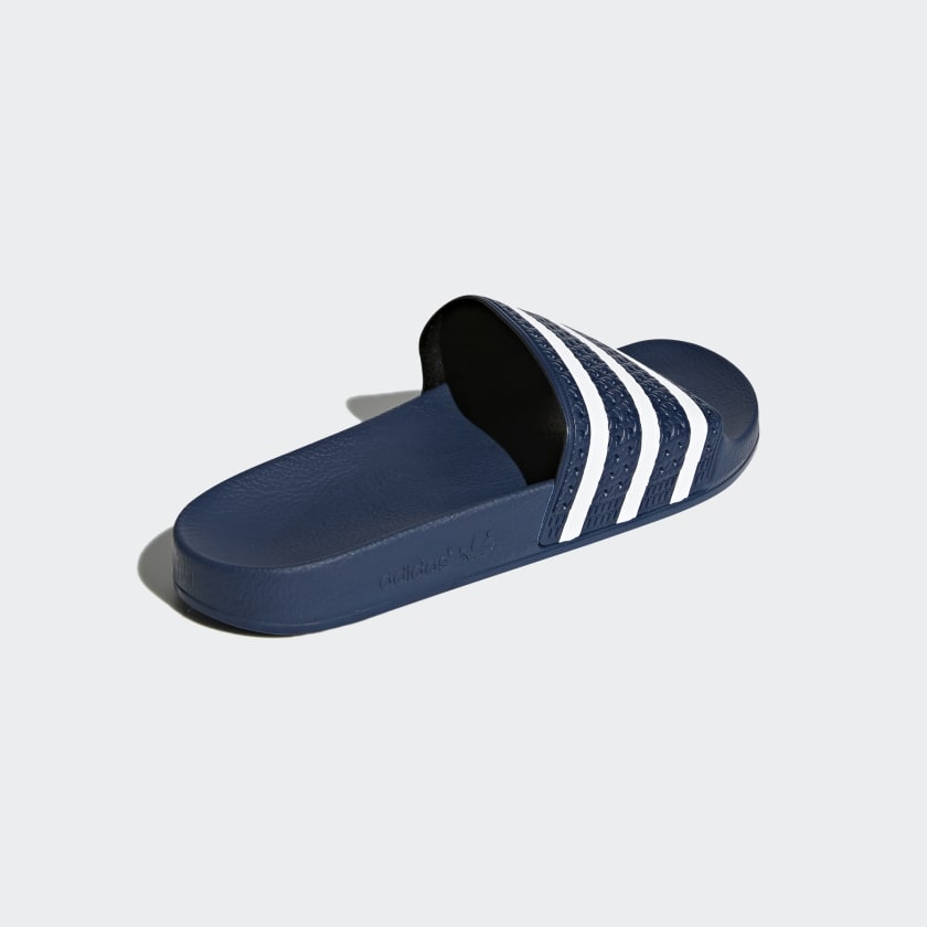 adidas adilette blue white  sneaker kaufen  schuhe kaufen  stab retro sneaker  air force one damen  retro sneaker damen  snkraddicted  streetwear marken  schuhe 80er jahre  sneakerjagers  adidas limited edition  80er schuhe  retro sneaker  seltene sneaker  adidas sonderedition  alpha industries  bomberjacke
