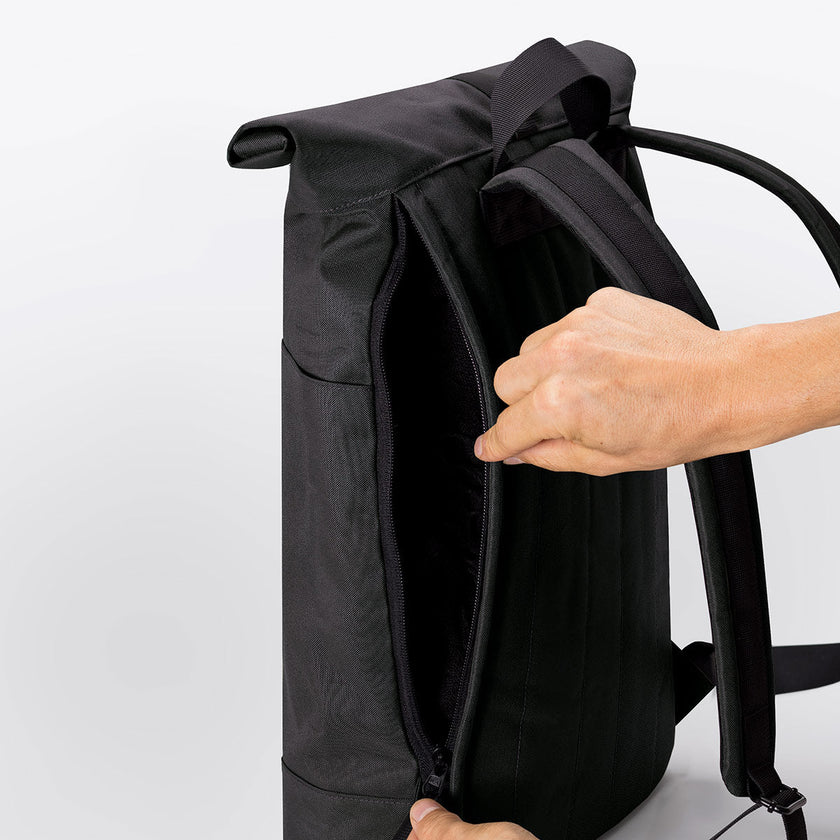 Ucon Acrobatics HAJO Stealth - Black