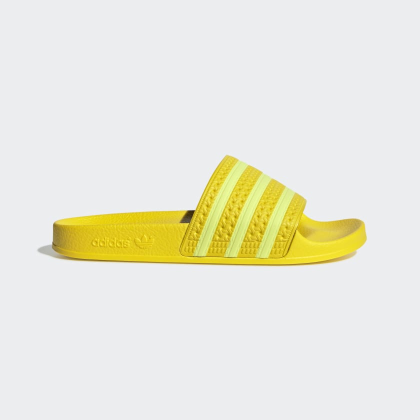 Adidas Adilette W: Yellow - Bestelle deine STAB Badeschuhe, Badelatschen im Streetwear Shop, Sneaker Store, Adidas Schuhe