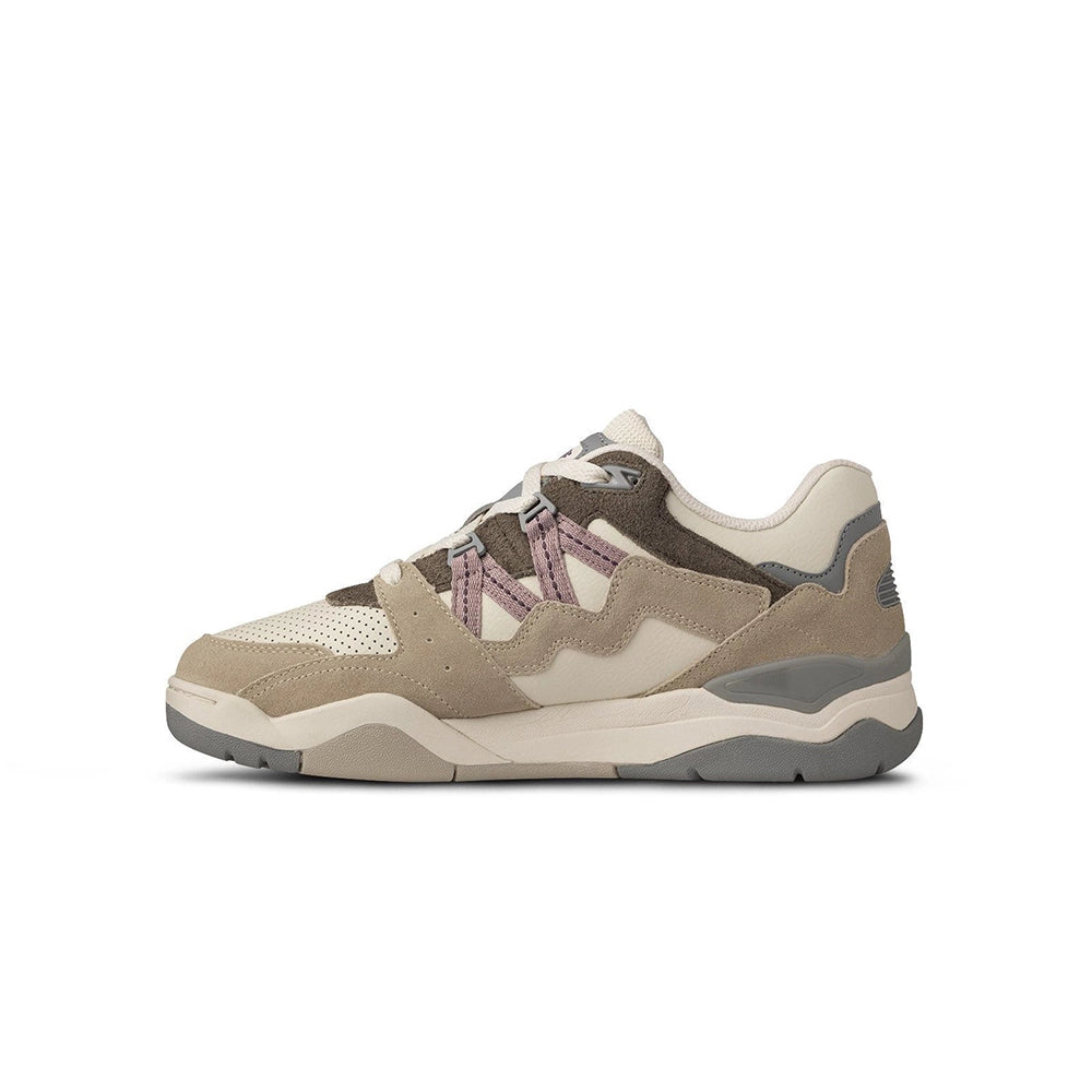 "Karhu Fusion XT in Artic Wolf/Quali, Wildleder/Synthetik, sportlicher Sneaker in Grau- und Blautönen mit farbigen Akzenten."