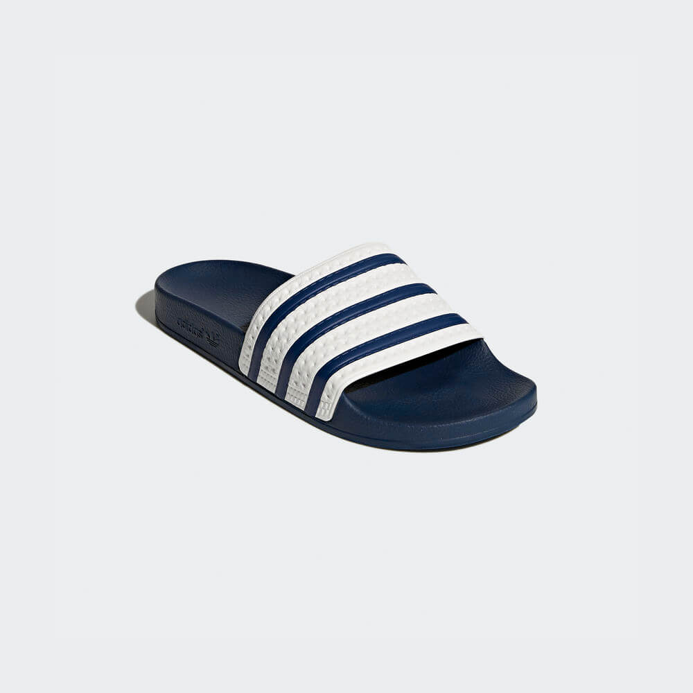 adidas adilette adiblue white  sneaker kaufen  schuhe kaufen  stab retro sneaker  air force one damen  retro sneaker damen  snkraddicted  streetwear marken  schuhe 80er jahre  sneakerjagers  adidas limited edition  80er schuhe  retro sneaker  seltene sneaker  adidas sonderedition  alpha industries  bomberjacke