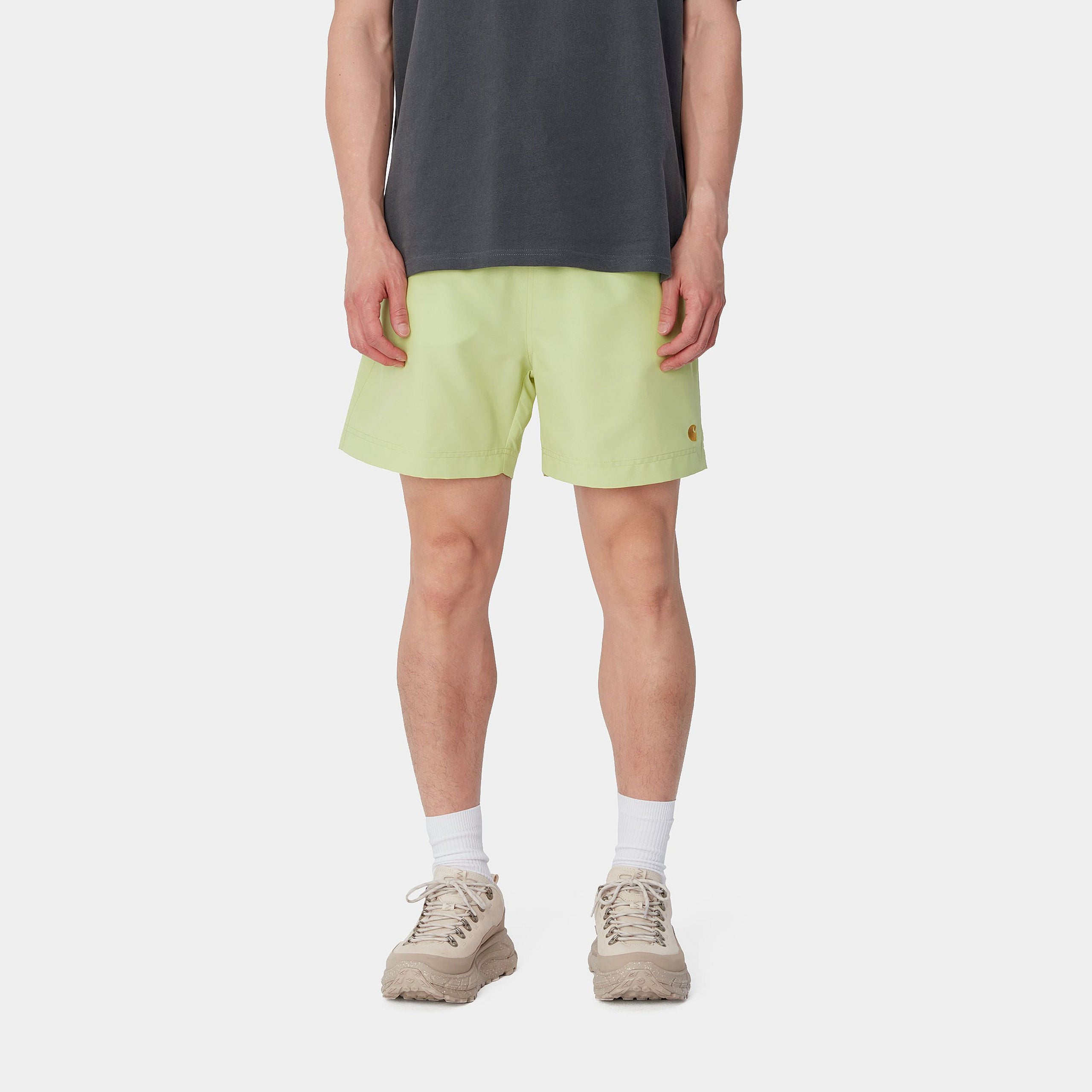 carhartt wip chase swim trunk artic lime  stab shorts kaufen  carhartt streetwear shop  carhartt shop berlin  carhartt  bekleidung