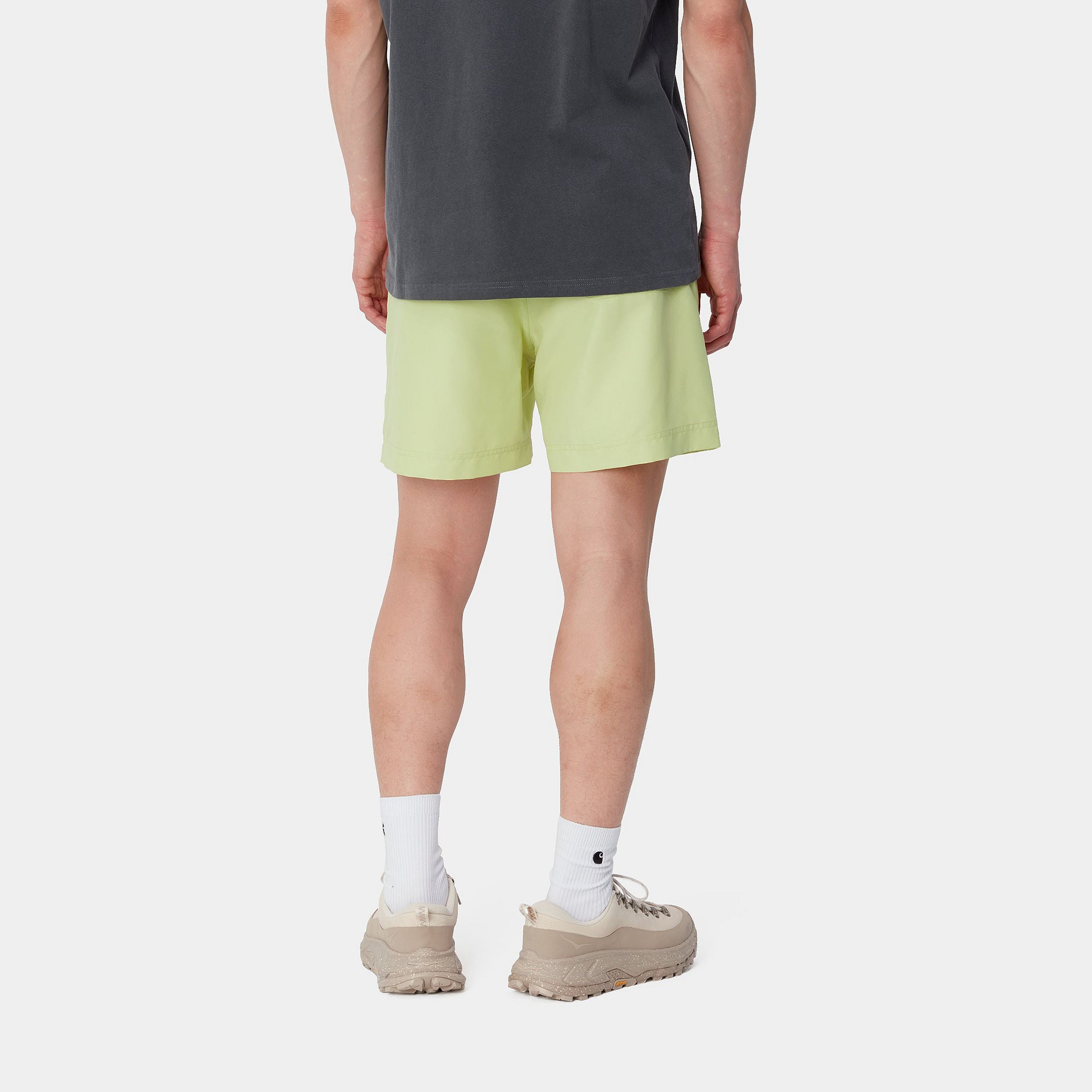 carhartt wip chase swim trunk artic lime  stab shorts kaufen  carhartt streetwear shop  carhartt shop berlin  carhartt  bekleidung