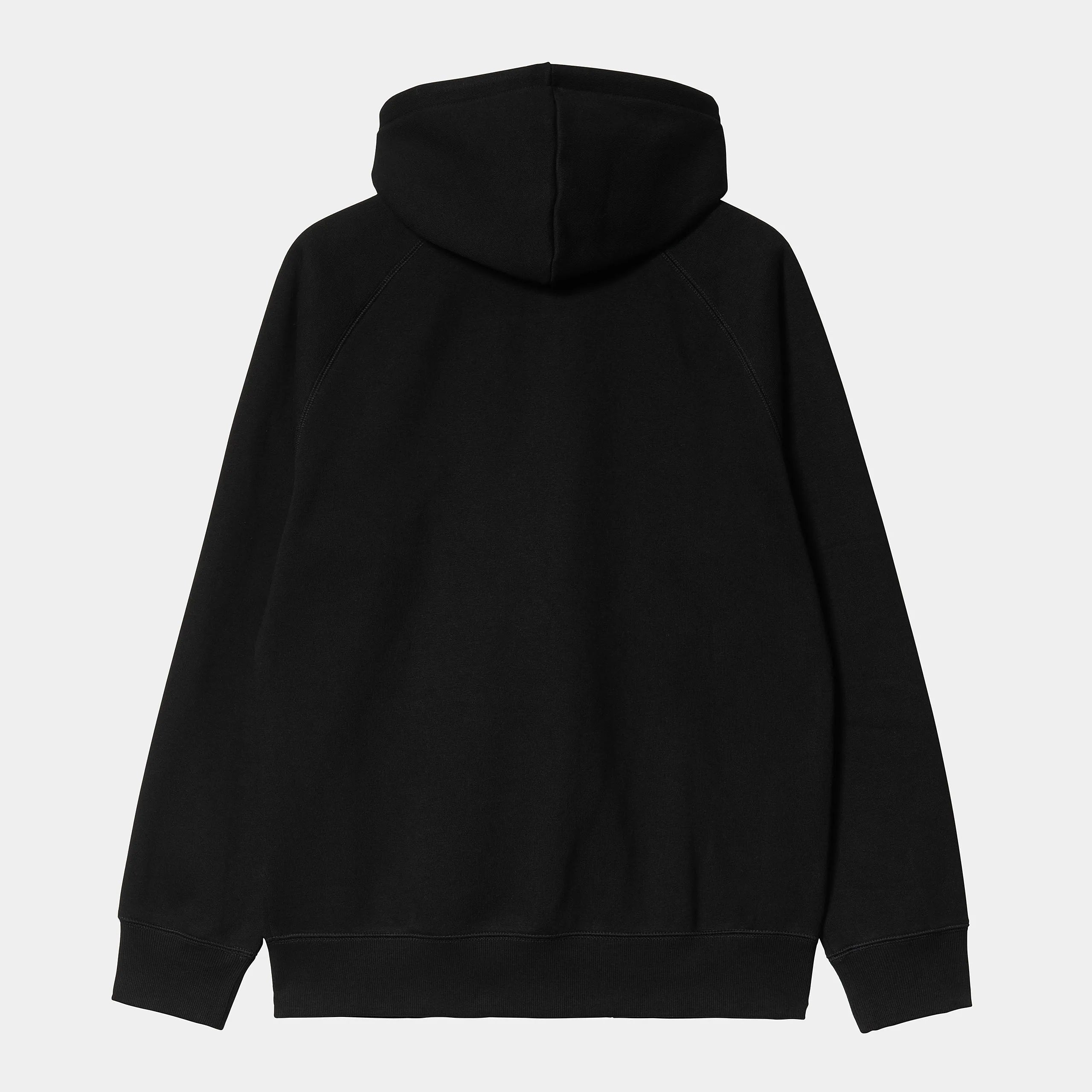 "Schwarzer Carhartt WIP Chase Zip Hoodie mit durchgehendem Reißverschluss und goldener Logo-Stickerei am Ärmel bei Stickabush Berlin.“