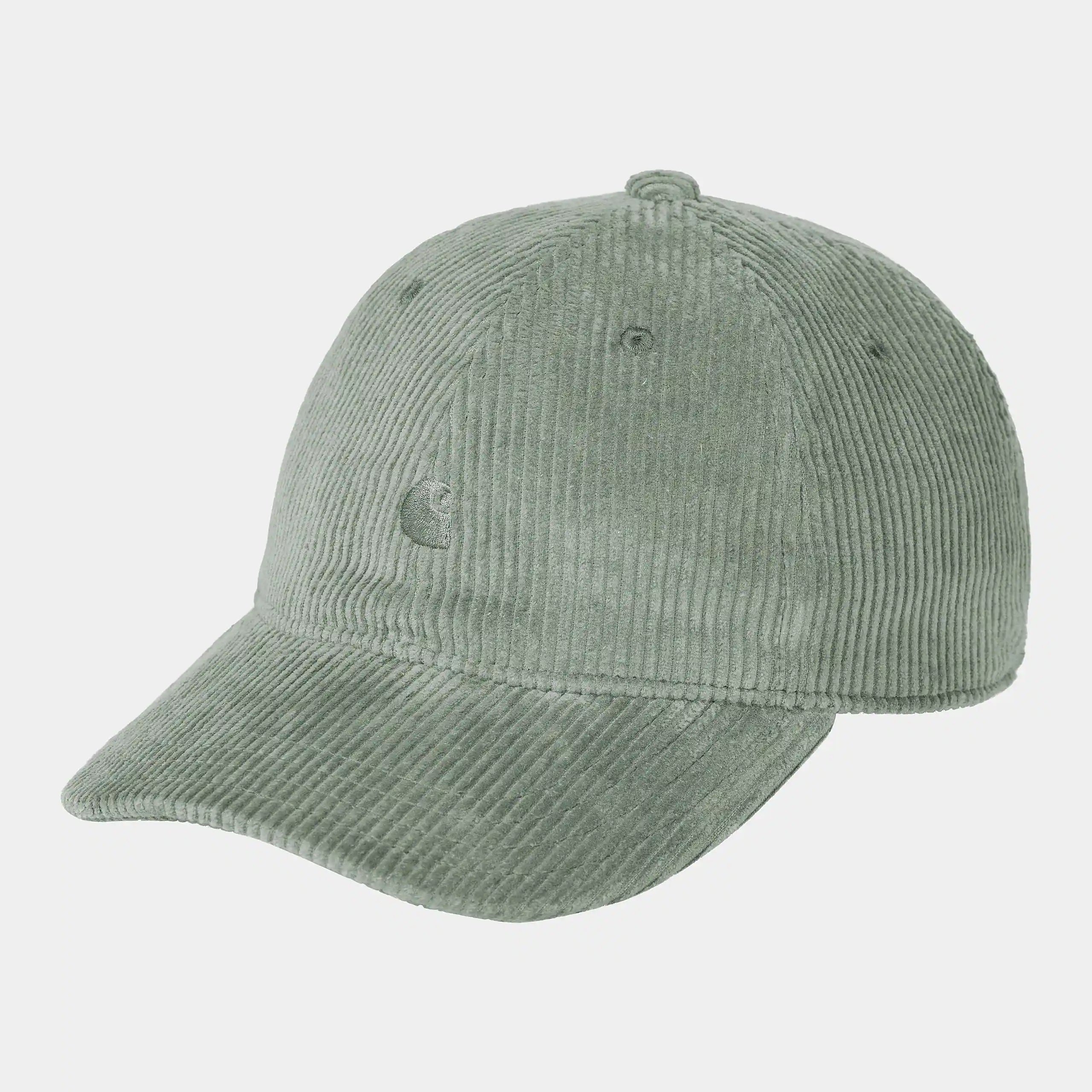 Carhartt WIP Harlem Cap – Glassy Teal. Grüne, unstrukturierte Baseball Cap aus Baumwoll-Cord, mit gebogenem Schirm, verstellbarem Riemen und gesticktem Carhartt WIP Logo.