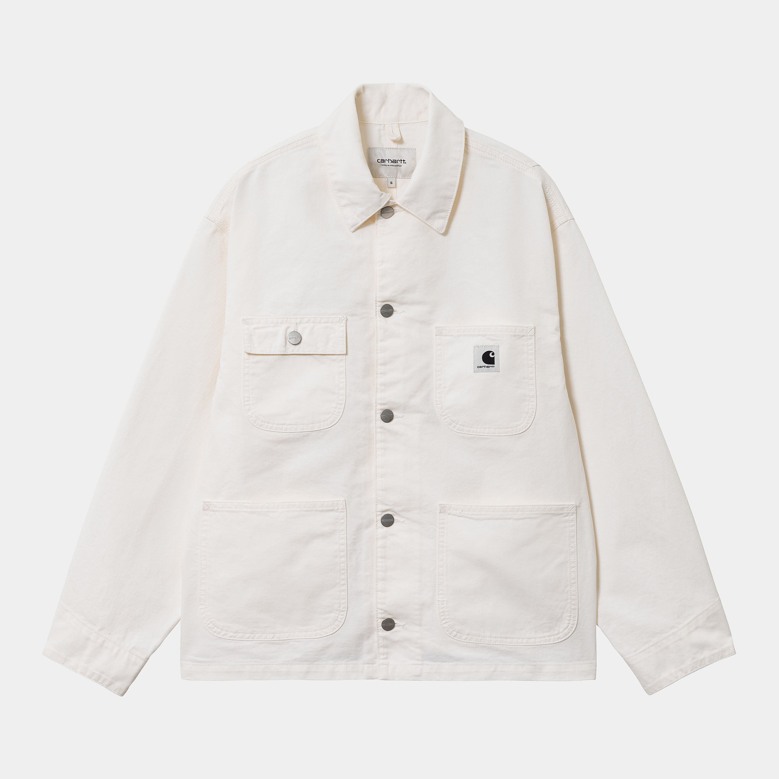 „Carhartt WIP Michigan Coat Summer Damen in Off-White. Klassischer Michigan-Stil mit Kragen, Taschen und Knopfleiste bei Stickabush Berlin.“