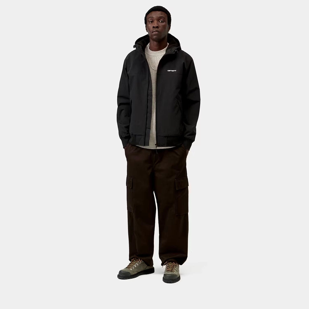 Carhartt WIP Hooded Sail Jacket Black Frontansicht Outfit am Model – STICKABUSH Streetwear Store Berlin-Kreuzberg