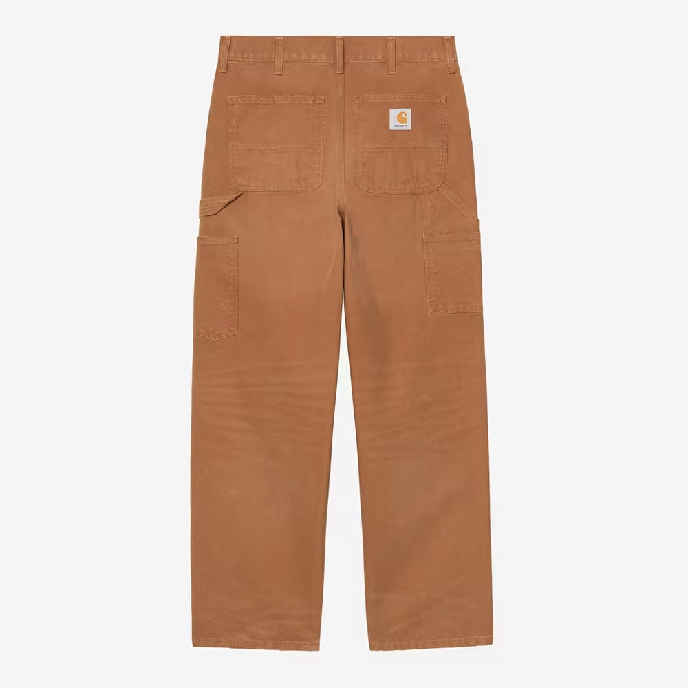 "Carhartt WIP Single Knee Pant in Hamilton Brown (grind), robuste Herren Hose aus Dearborn Canvas, Relaxed Fit bei Stickabush.“
