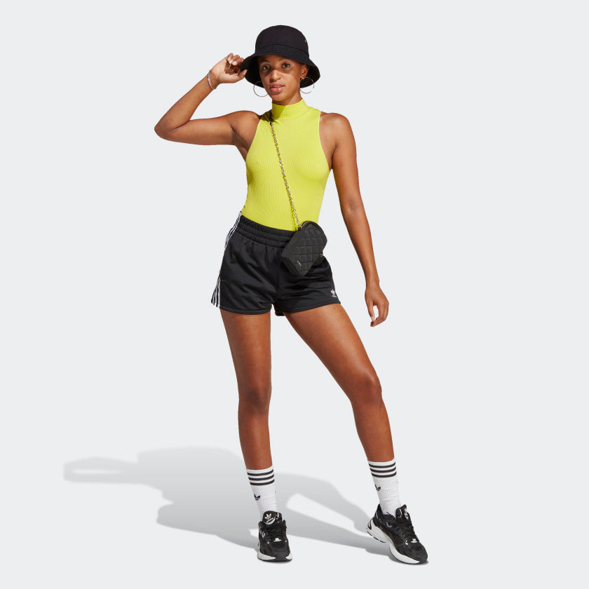 Adidas Adicolor 3-Stripes Shorts W: Black - Bestelle STAB Shorts im Streetwear Shop, Sneaker Store, Adidas Schuhe. 